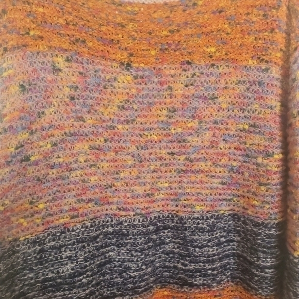 BKE sweater medium - Picture 5 of 5